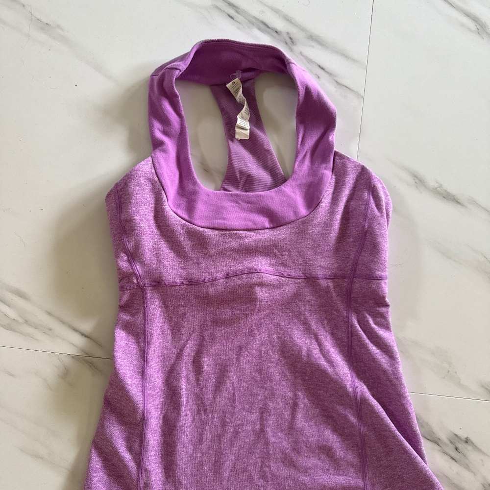 Lululemon tank